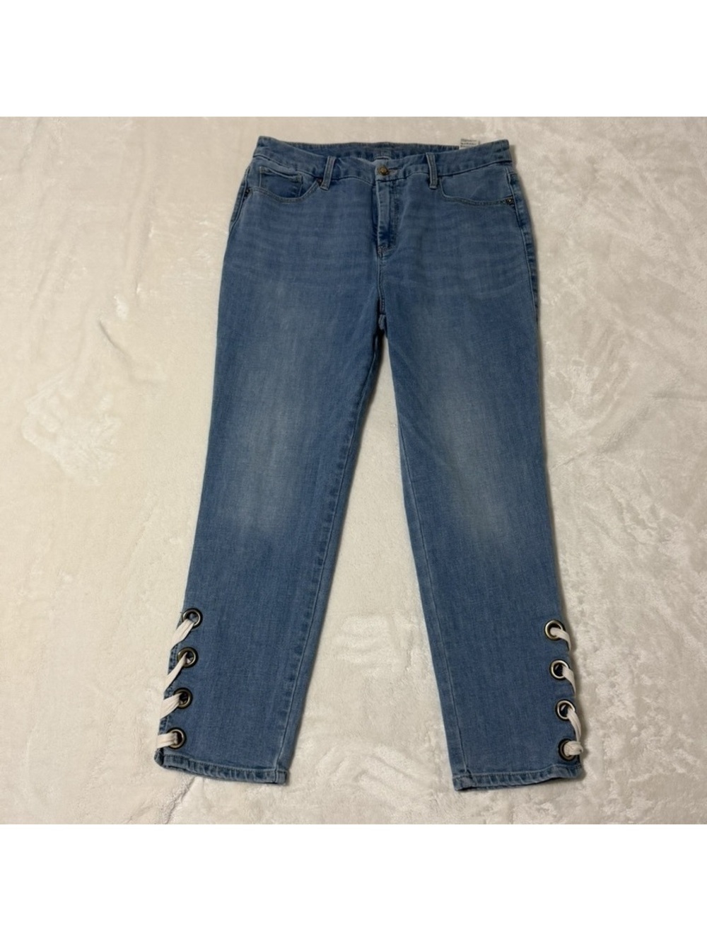 Chico's Stretch Jeans Lace-Up Grommet Ankle Detail Cropped Denim Size 1.5
